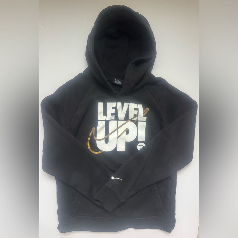 Nike Boy's Level Up Pullover Hoodie Sweatshirt Black size Medium - Picture 2 of 3